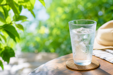 [猛暑の夏を乗り切るために。良質な水分補給と熱中症対策]のサムネイル
